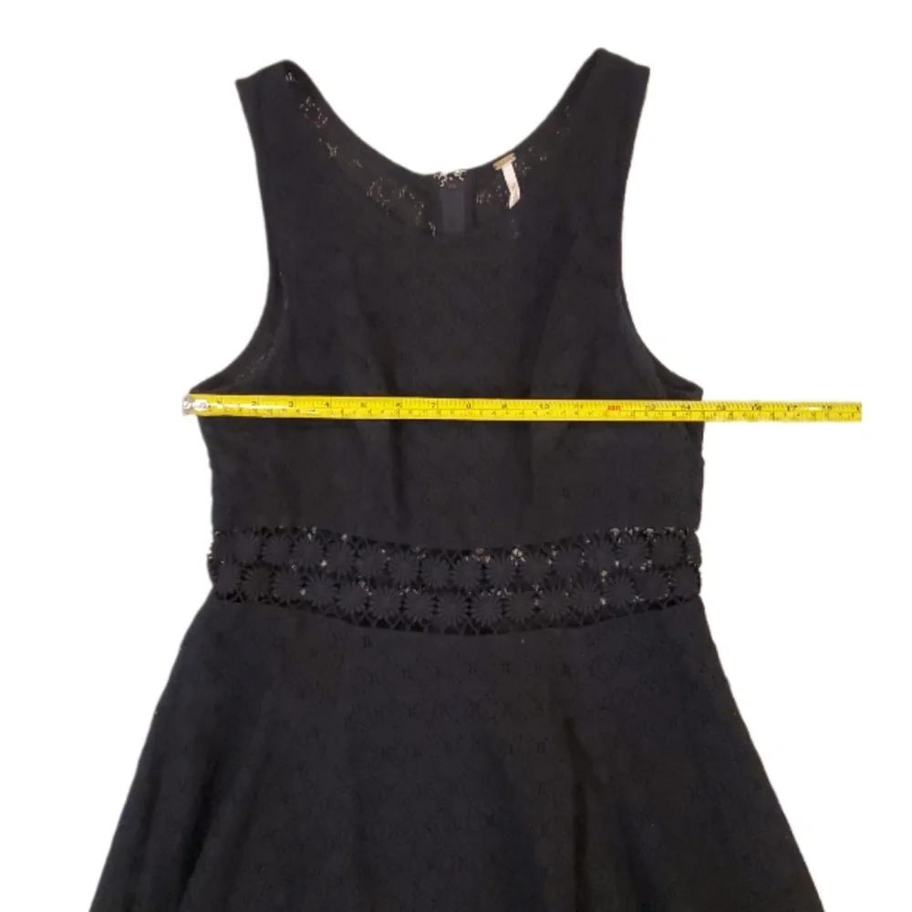 Free People‎ Women's Black Daisy Lace Boho Fit n Flare Dress Size 8
